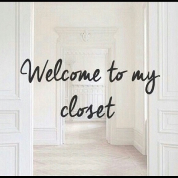 Follow✨ - Picture 1 of 1